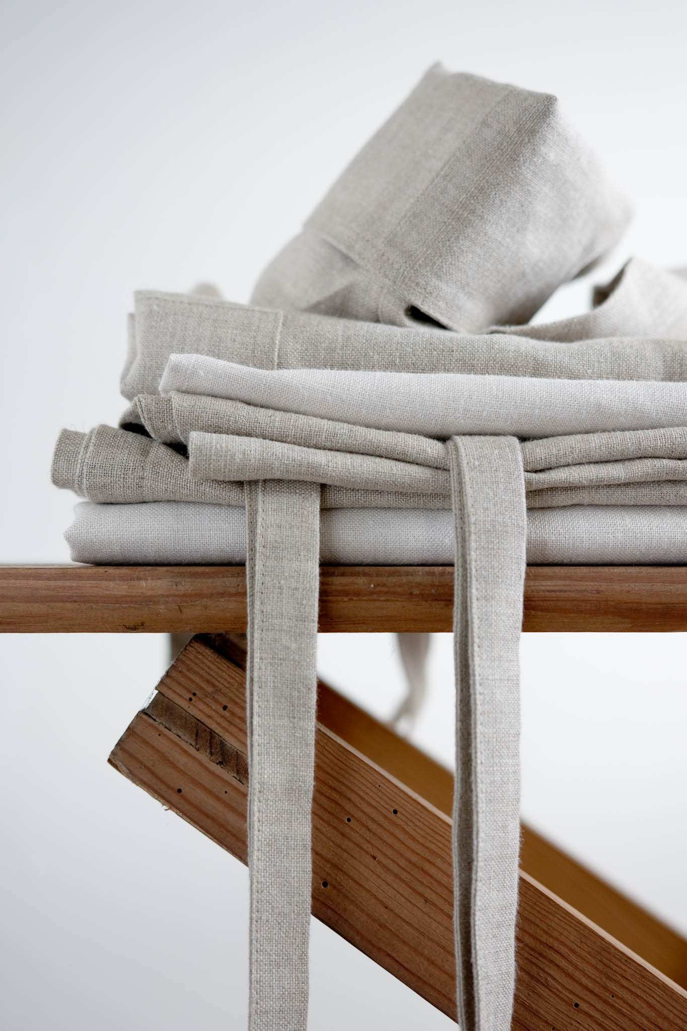 What are the MASTERS OF LINEN and BELGIAN LINEN marks? Atelier
